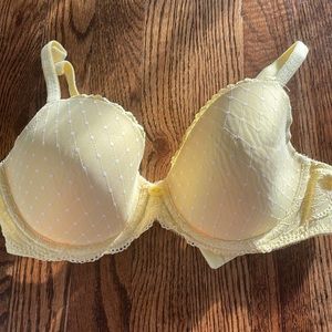 Wacoal yellow bra size 32DDD